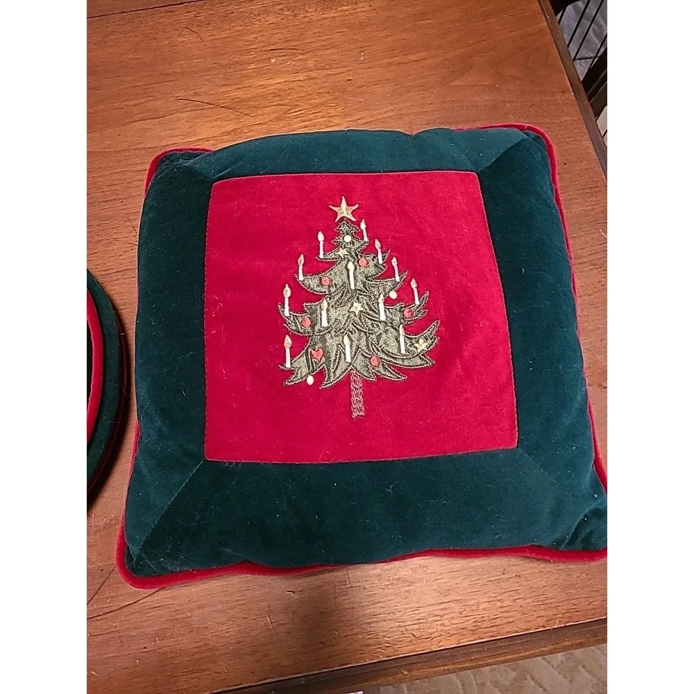 Christmas Velvet Throw Pillows 2 Snowman Christmas Tree Red‎ Green Holiday